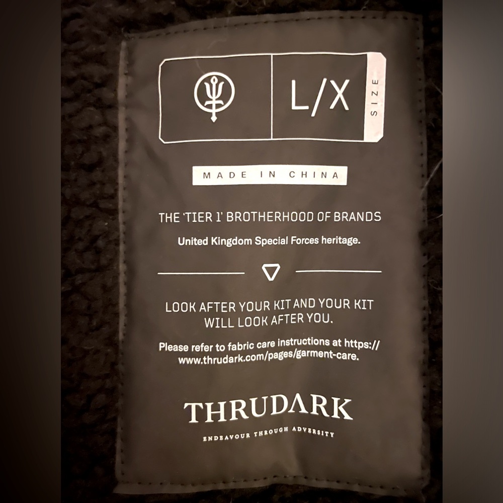 THRUDARK LIGHTLY WORN W/ TAG MEN’S SHROUD | BLACK MENS SIZE L - Picture 8 of 14